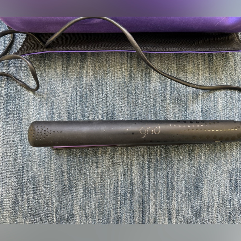 ghd Black and Purple Salon Ceramic Flat Iron - Picture 3 of 9